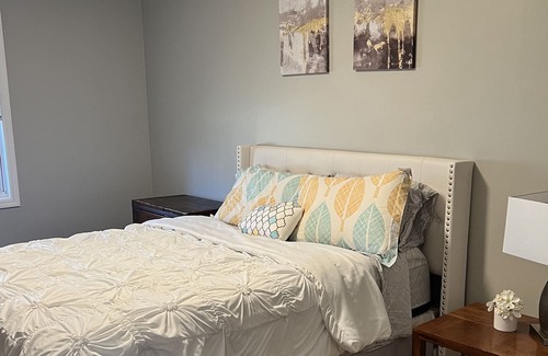 Winchester House | Cozy 3b/2b home in Winchester 1.4 miles from Twin Creeks marina!