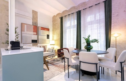 Feria Apartment | Cozy 3BD duplex in seville center. Gran Poder II