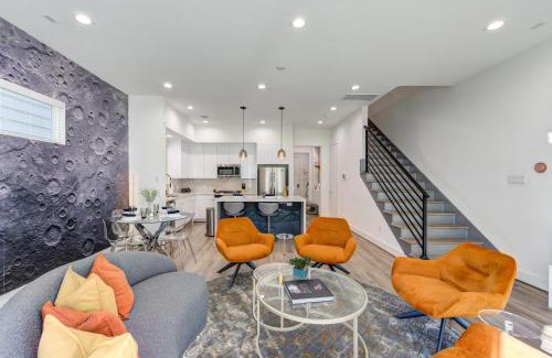 Greater Third Ward House | Cozy 3BD Space-Inspired Home - Patio Lounge & BBQ