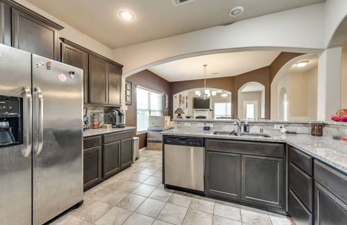 Denton County House | Cozy 3bedroom home nearToyota Stadium, Sandy Beach, Lewisville & Denton, TX