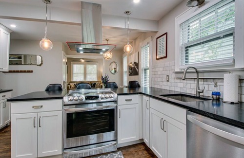 Shelby Hills Cottage | Cozy 3BR Cottage: Ideal for All in Vibrant East Nashville