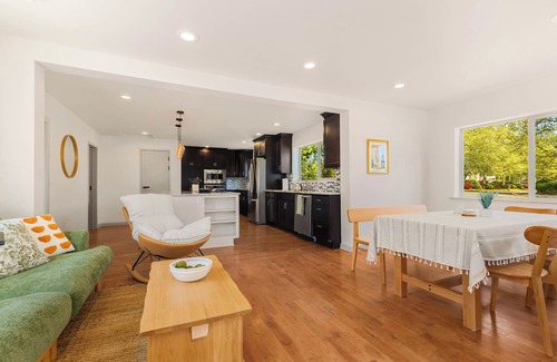 Mountlake Terrace House | Cozy 3BR Family Home w/AC & WiFi near I-5