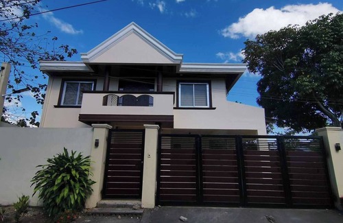 Pili House | Cozy 3br home entry to CWC, Pili Golf, Naga, Bicol