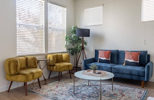 Dublin House | Cozy 3BR Home in Dublin w/ Parking
