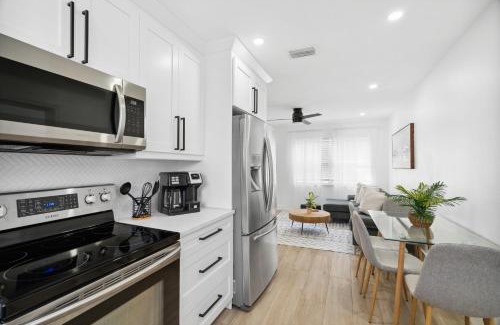 Sun Bay South House | Cozy 3br South Tampa Stay Bayshore&downtown