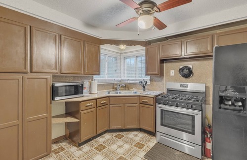 Westland House | Cozy 3BR Westland Retreat by RedAwning