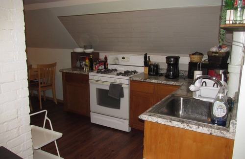 Downtown Minneapolis Apartment | Cozy 3rd Floor Apartment Near Downtown [5-6]nn