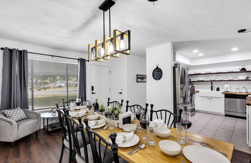 Casselberry House | Cozy 4/2, Centrally Located, King Beds, Pergola, Hot Tub & Pool!