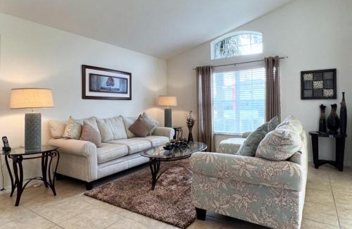 Veranda Palms House | Cozy 4 Bed 3 Bath Private Pool Home with Game Room home