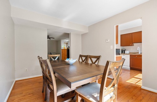 Montgomery Village House | 🌲☀️Cozy 4 Bedroom Home Away from Home☀️🌲