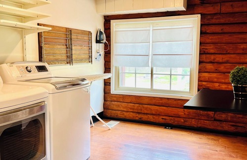 Fillmore Cabin | Cozy 4-bedroom cabin in peaceful ranch setting with WiFi, AC
