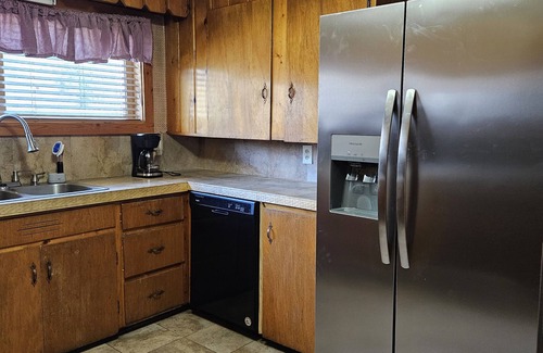 Naches Cabin | Cozy 4-bedroom cabin in enjoyable Naches nestled near Mt. Rainier National Park.