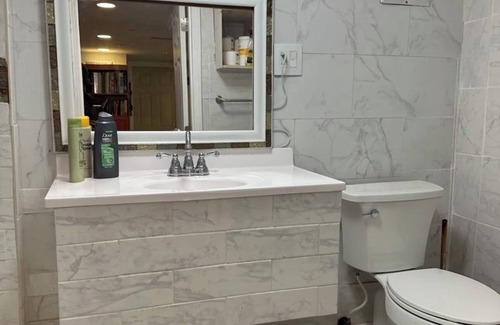 West Chicago House | Cozy 4-bedroom house , 3-full baths in marvelous West Chicago with WiFi, AC,