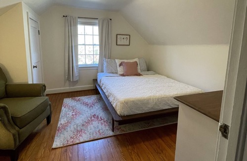 Fleet House | Cozy 4-bedroom house in Norfolk Riverfront Neighborhood