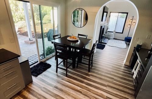 Peacock House | Cozy 4-Bedroom Oceanside Home just Miles from the Beach