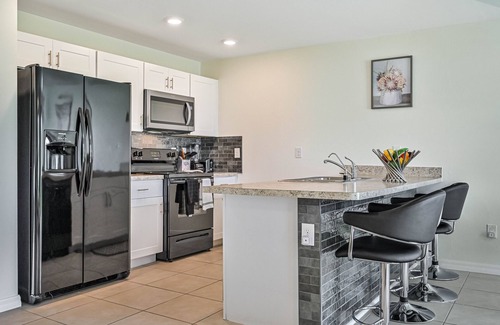 Jacarandas House | Cozy 4 Bedroom with free parking