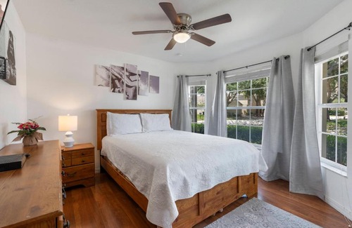 West Haven House | Cozy 4 Bedrooms Next to DisneyPrivate Pool