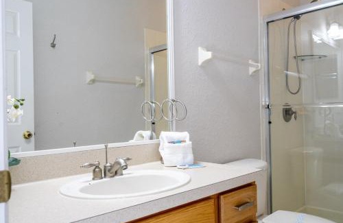 Trafalgar Village House | Cozy 4Bd Home Pool & Hot Tub at Trafalgar Resort
