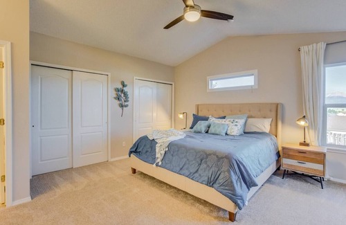 Northeast Colorado Springs House | Cozy 4BR House with Peak Views in Colorado Springs