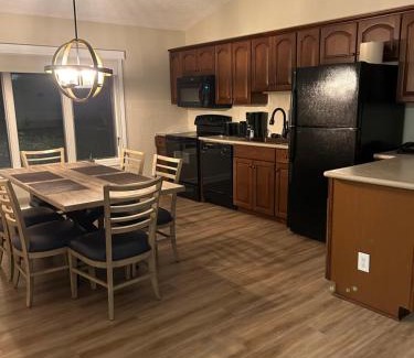 McGaheysville Villa | Cozy 4BR Ski retreat and Water Park!