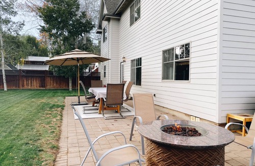 Redmond House | Cozy, 5-bedroom, Central Oregon home; 5 minutes to downtown