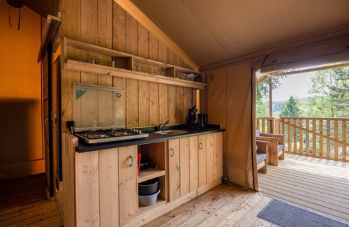 Bournoufay Apartment | Cozy 5-Person Glamping Tent in Ardennes