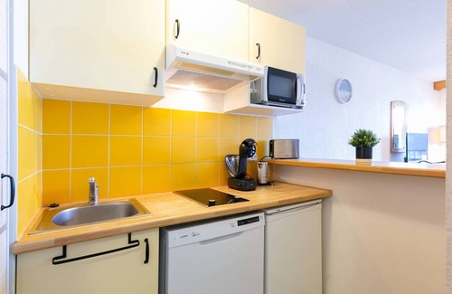 Germ Apartment | Cozy 6-Person Apartment with Terraces, Free Parking, and Ski Deals in Peyragudes