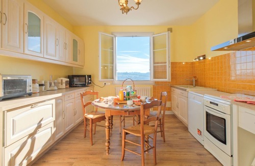 Agonac House | Cozy 6-Person House – Garden, Fireplace, and Close to Brantôme and Historical Sites