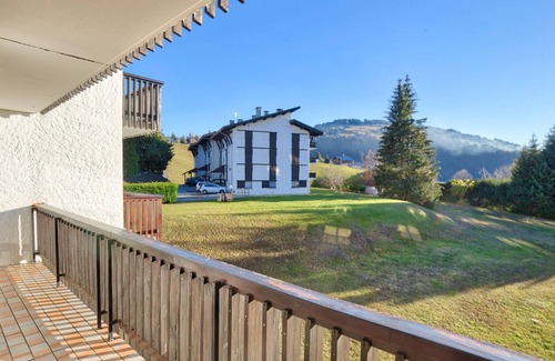 Notre-Dame-de-Bellecombe Apartment | Cozy apartment in Notre-Dame-de-Bellecombe, pool, ski-in/ski-out