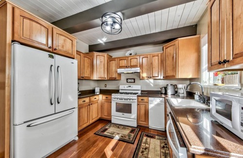 Tahoe Paradise House | Cozy A-Frame, wood fireplace, games, pets, wheelchair-friendly