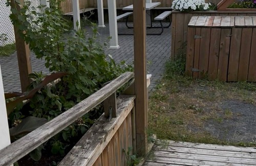 Vankleek Hill Apartment | Cozy ACCESSIBLE oasis with AC, WiFi, Kitchenette in charming Vankleek Hill