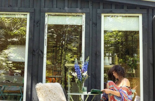 Keene Cabin | Cozy Adirondack Mountain Cottage with AC, WiFi