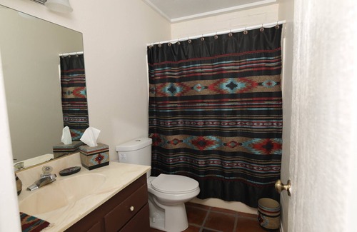 Pahrump House | Cozy Adobe Summary: O