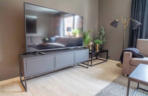 Alesund Apartment | Cozy Ålesund Apartment with Private Entrance & Free Parking