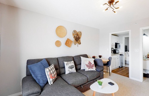 Big White Ski Resort Condo | Cozy alpine gem with mountain views, ski/in-ski/out access, WiFi, and jetted tub