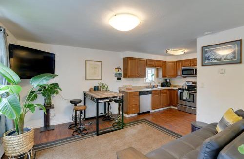 Spenard House | Cozy Anchorage Retreat Less Than 4 Mi to Downtown!