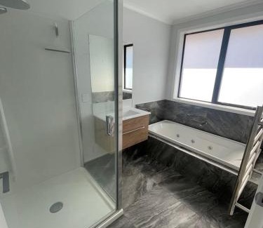 Halswell House | Cozy and affordable room in Halswell