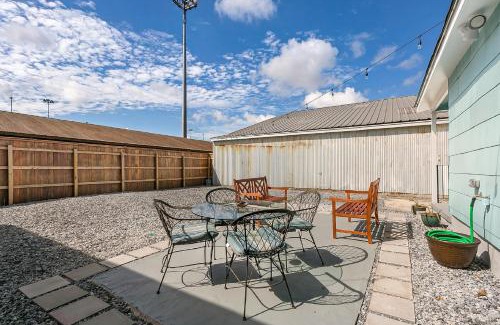 Irish Channel House | Cozy and Charming House with Luxury Amenities
