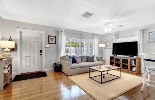 Southside House | Cozy and Charming in SoSo