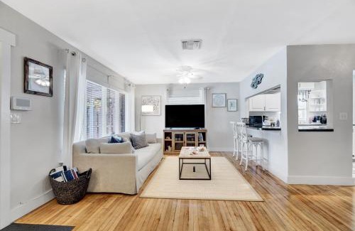 Southside House | Cozy and Charming in SoSo
