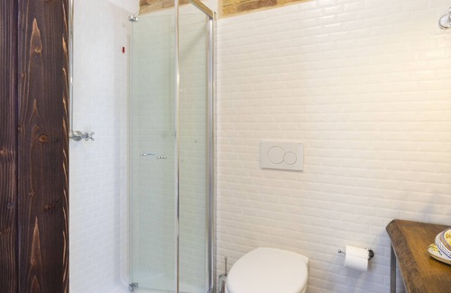 Poggio Morello Bed & Breakfast | Cozy and classy single bad