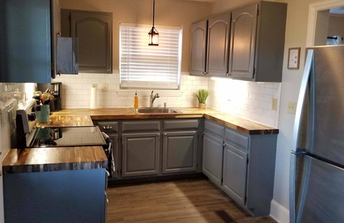 Morristown House | Cozy and Clean in Downtown Morristown