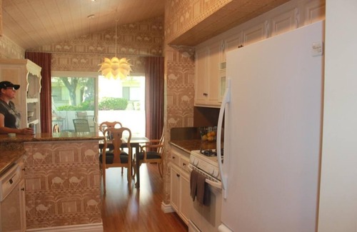 Palm Desert Condo | Cozy and Clean Kings Court Hideaway!