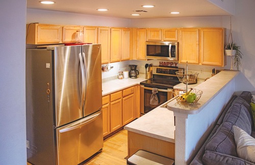 Paradise Valley Village Condo | Cozy and Comfortable Desert Retreat close to your Phoenix fun