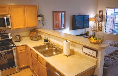 Paradise Valley Village Condo | Cozy and Comfortable Desert Retreat close to your Phoenix fun