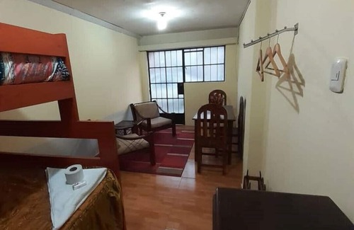 Los Olivos House | Cozy and Comfortable Place near the airport!
