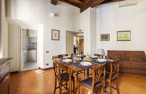 Rione II Trevi Apartment | Cozy and comfortable, Trevi Fountain. For families, max 6 guests. AC WIFI