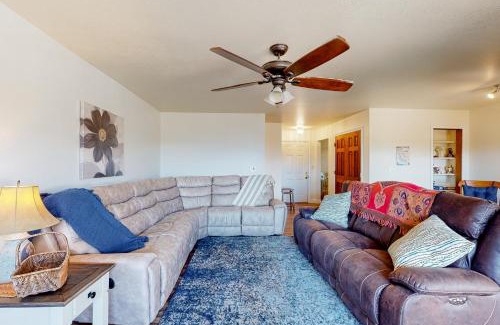 Yosemite Forks House | Cozy and Comfortable Yosemite Portal