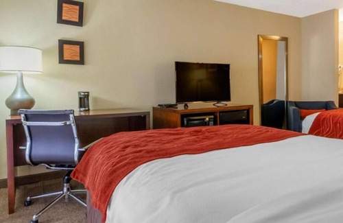 Albuquerque Hotel | Cozy and Convenient Room for Families Exploring Local Culture