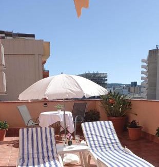 L'Hospitalet de Llobregat Apartment | Cozy and sunny penthouse Fira BCN